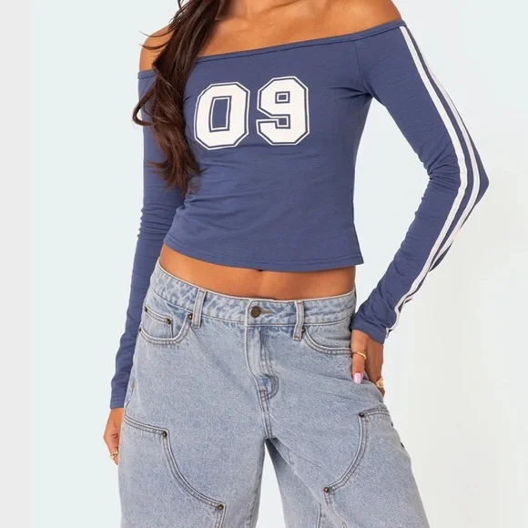 Blue Off-Shoulder long sleeve - Picture 8 of 9